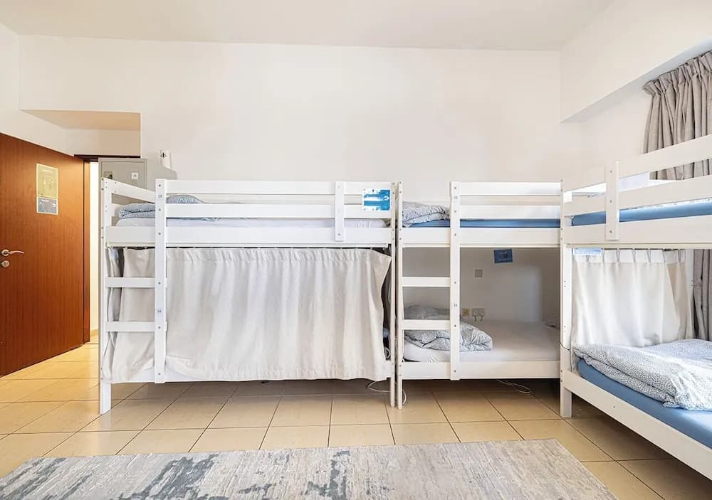 Jbr Beach Hostel - photo 4