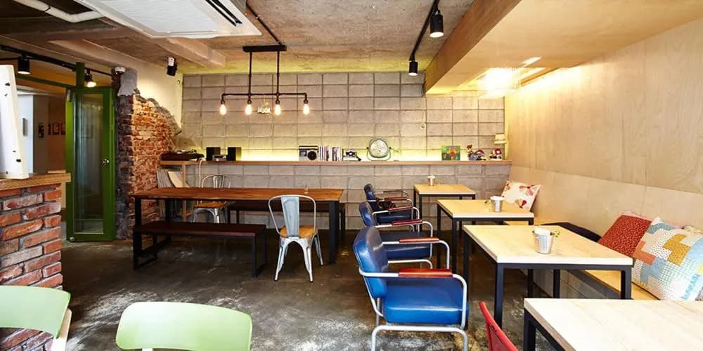 Hide & Seek Guesthouse - photo 20