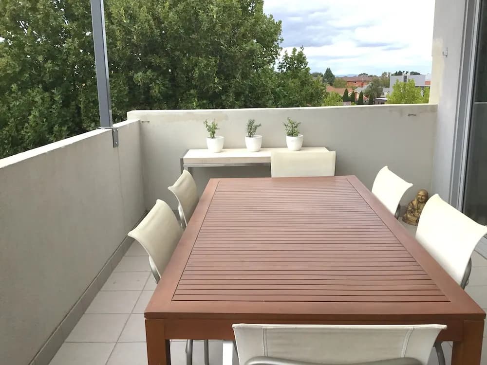 Essendon Sub-Penthouse on Napier - photo 10