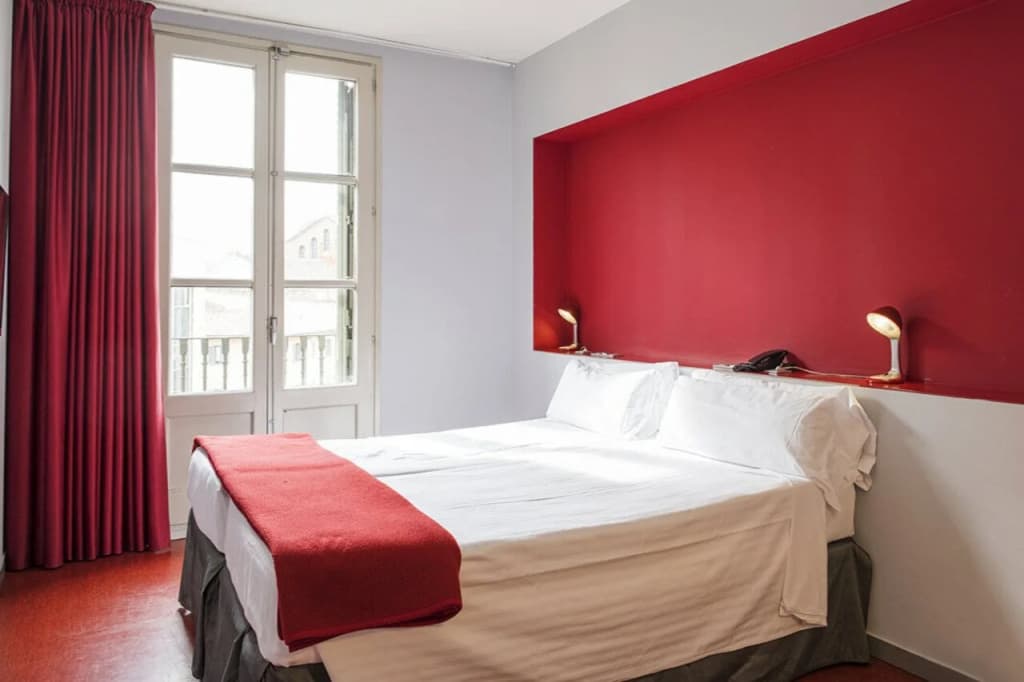 Hotel Ciutat Vella - photo 6