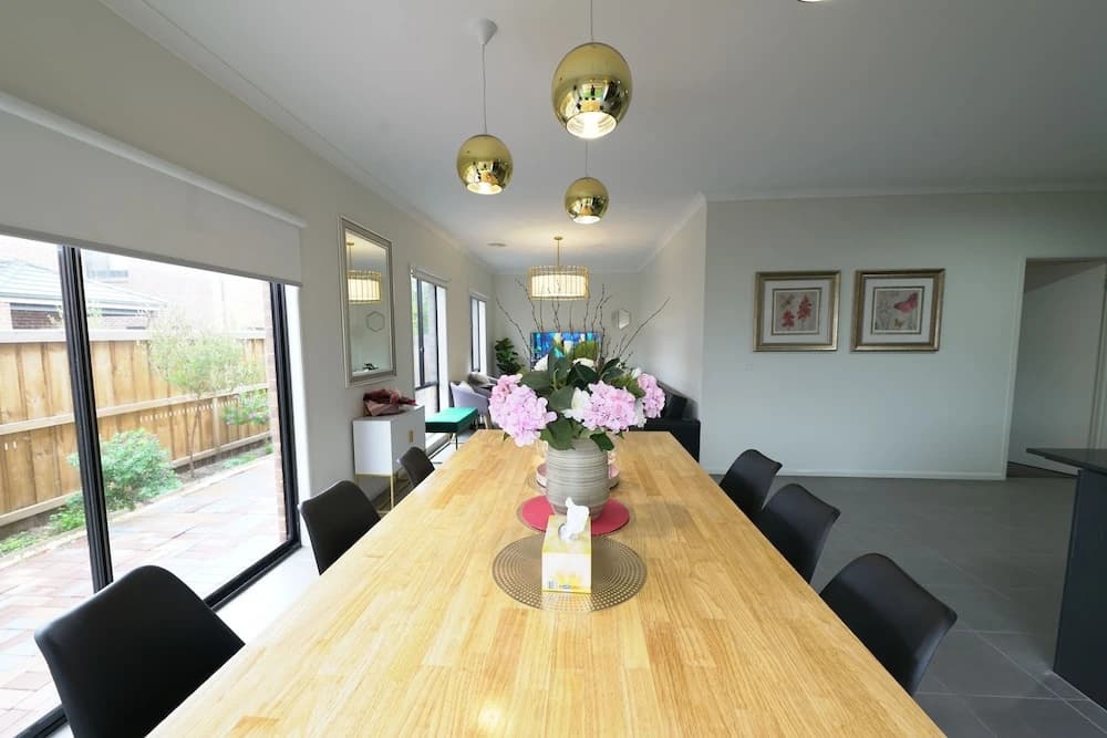 Luxury 9 BRM House in Melbourne - photo 18