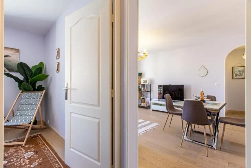Providence - ELEGANT F3, VUE INCROYABLE, BALCON,ASCENSEUR, WIFI - photo 6