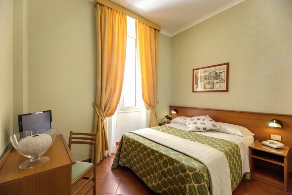 Hotel Corona - photo 49