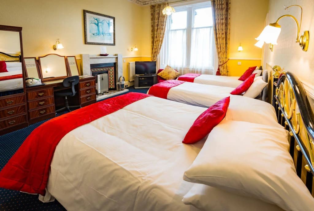Strathallan Guest House - main photo