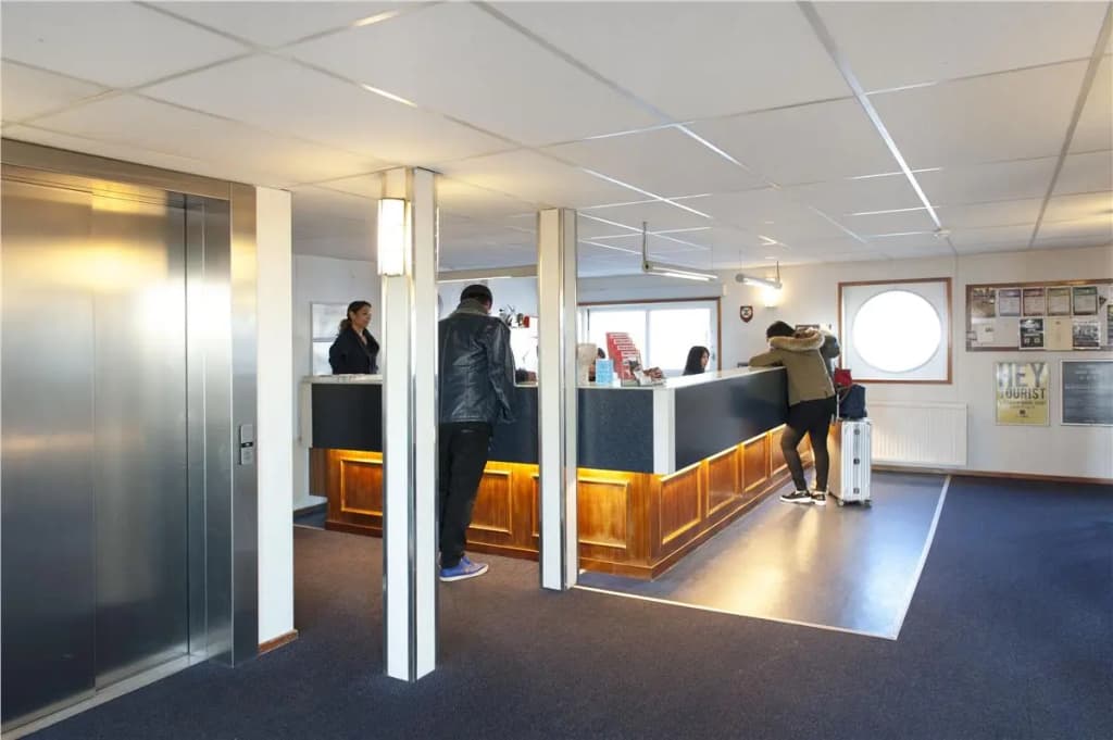 Botel - photo 32