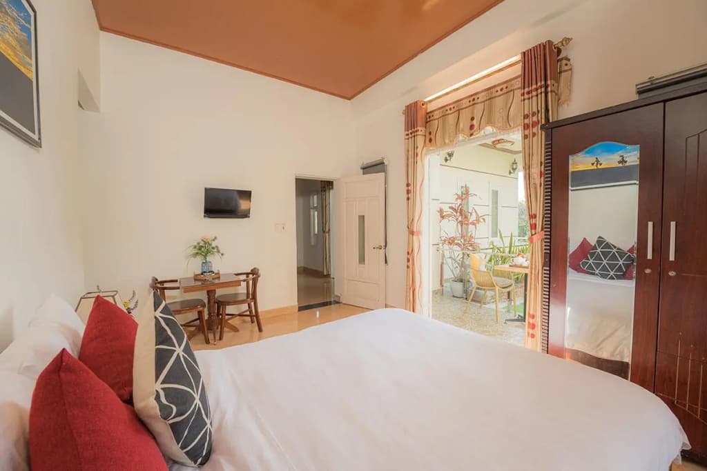 Strawberry Garden Homestay - photo 18