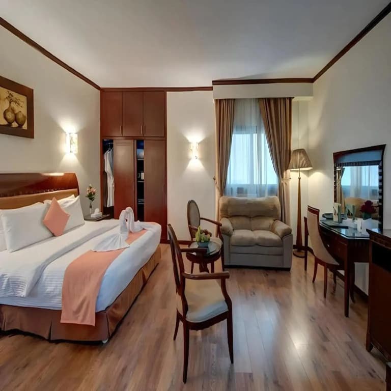 Sharjah Royal Tulip Hotel apartment - photo 44