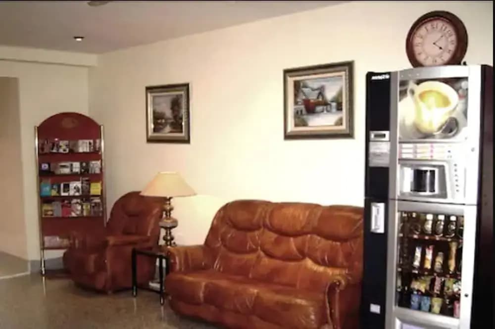 Hostal Moncloa - photo 11