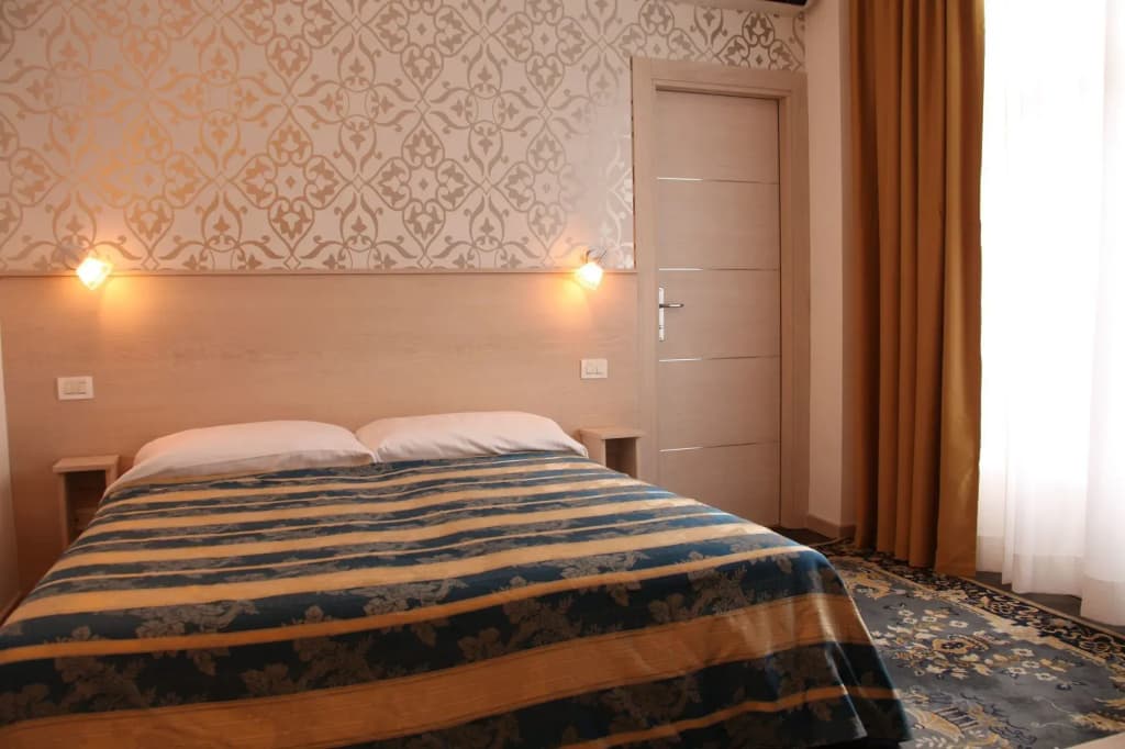 Hotel Appia 442 - photo 2
