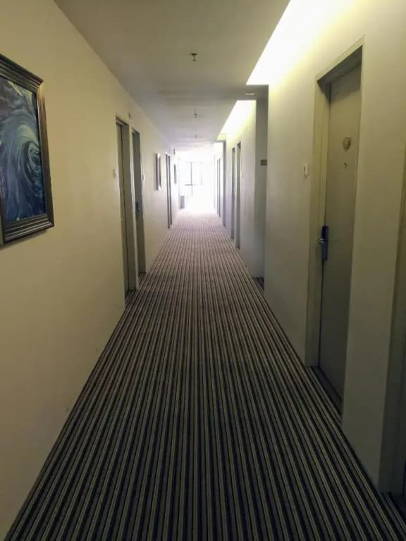 Aurora Hotel - photo 15