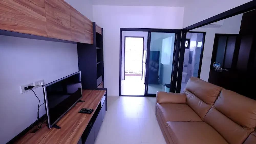 Amonrat Apartment - photo 3