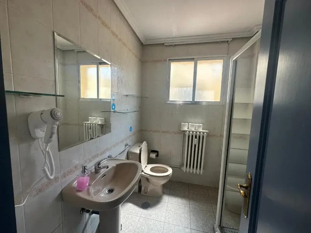 Hostal Arrate - photo 14