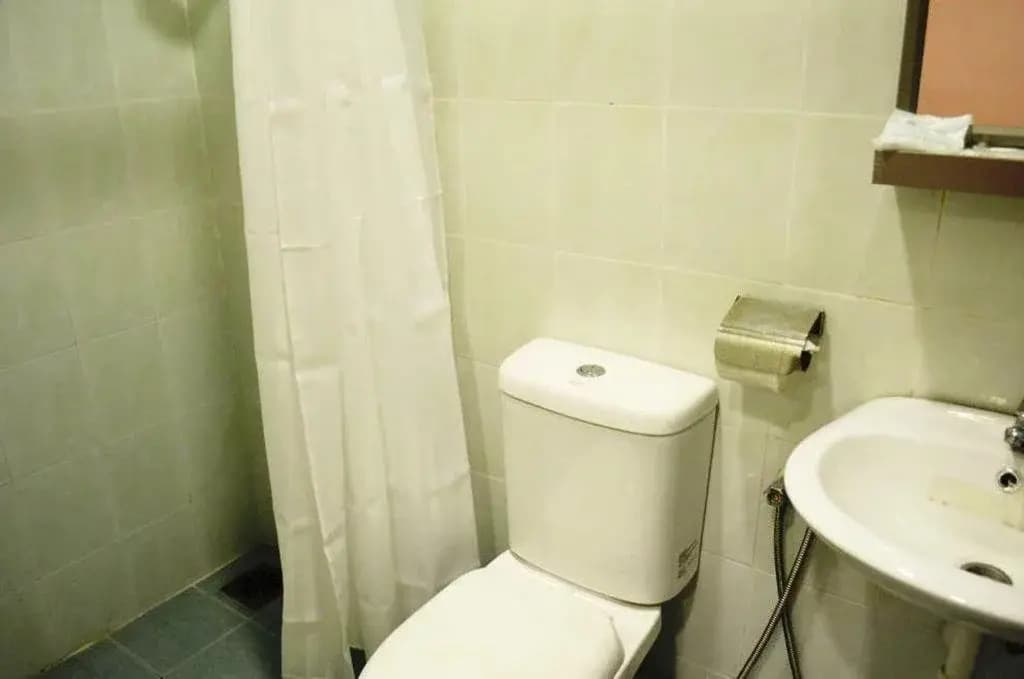 OYO 44103 8 Hotel - photo 6