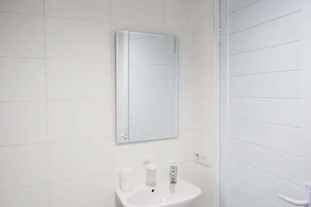 UROOMS Senayan - photo 7