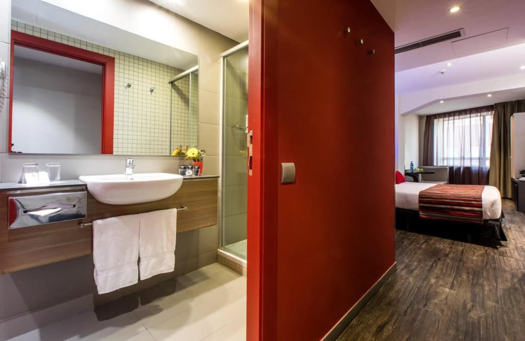Leonardo Boutique Hotel Barcelona Sagrada Familia Boutique Hotel - photo 10
