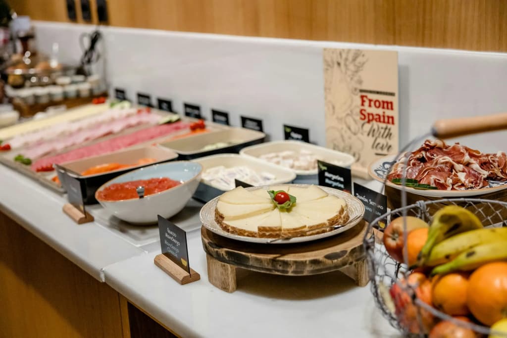 Motel One Madrid-Plaza de España - photo 33