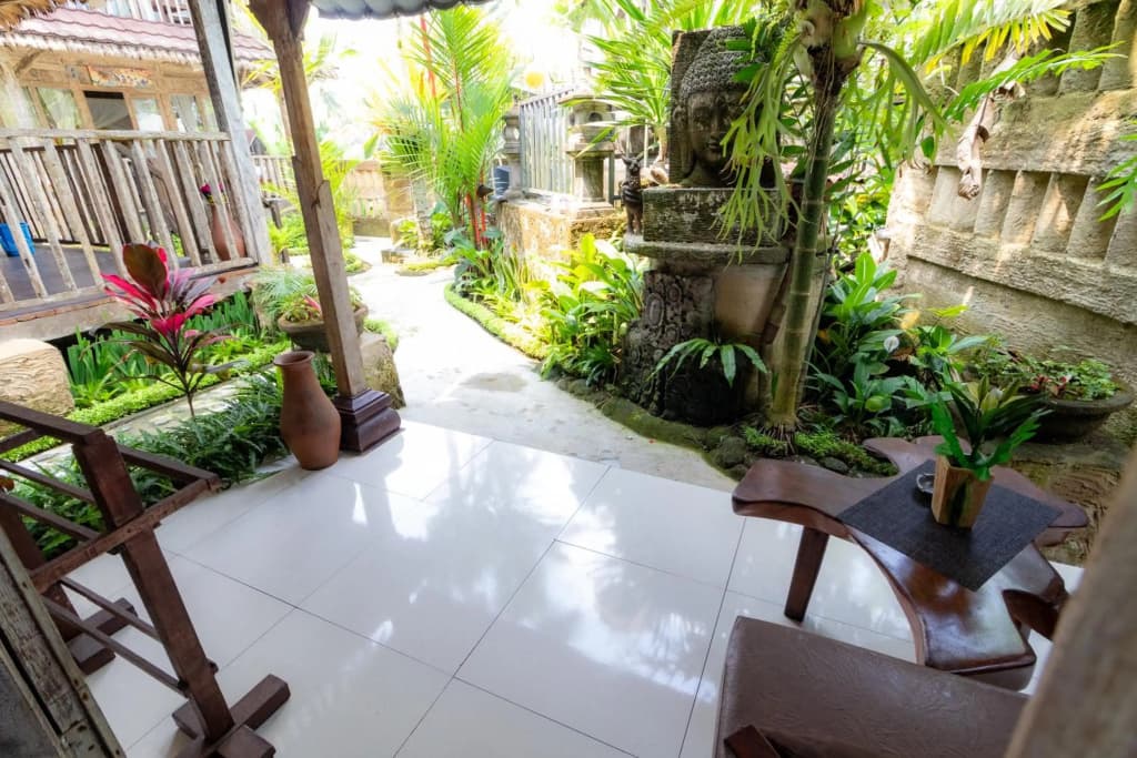 Royal Jj Ubud Resort and Spa Deluxe Standard Room - photo 8
