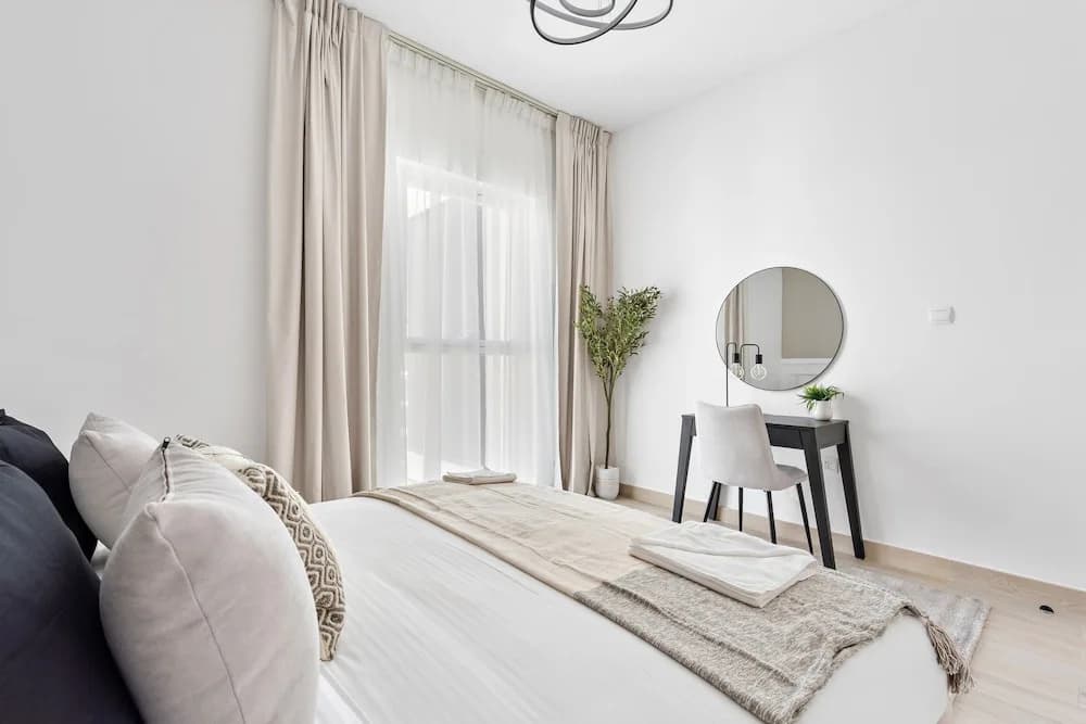 Silkhaus Luxury Canal View 1bdr Yas Island - photo 14