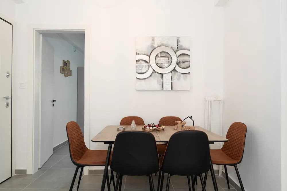 Contemporary Chic Apartment in Athens - photo 16