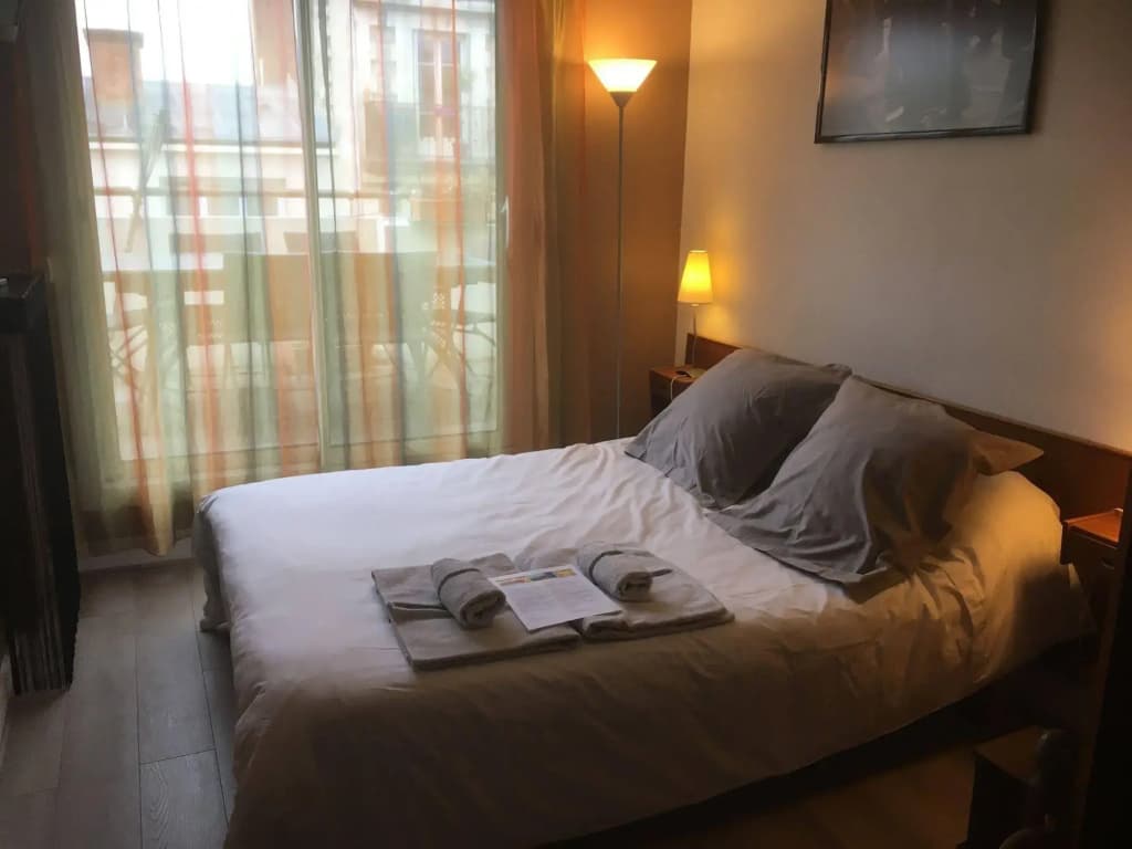 Chambre d'Amis (Chambres d'Hôtes/BnB/Guest House) - photo 6