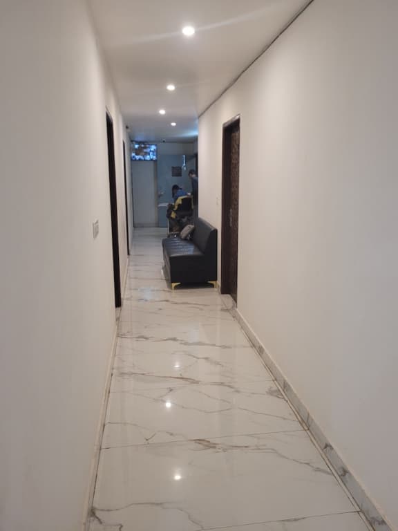 Roomshala Hotel Scorpio - photo 8