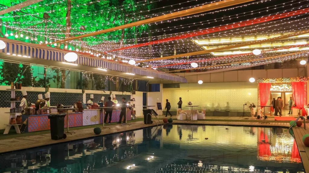 Dee Marks Hotel & Resorts - photo 13