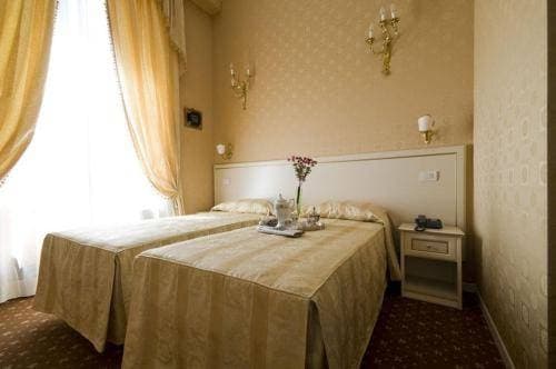 Domus Borgognona - photo 2