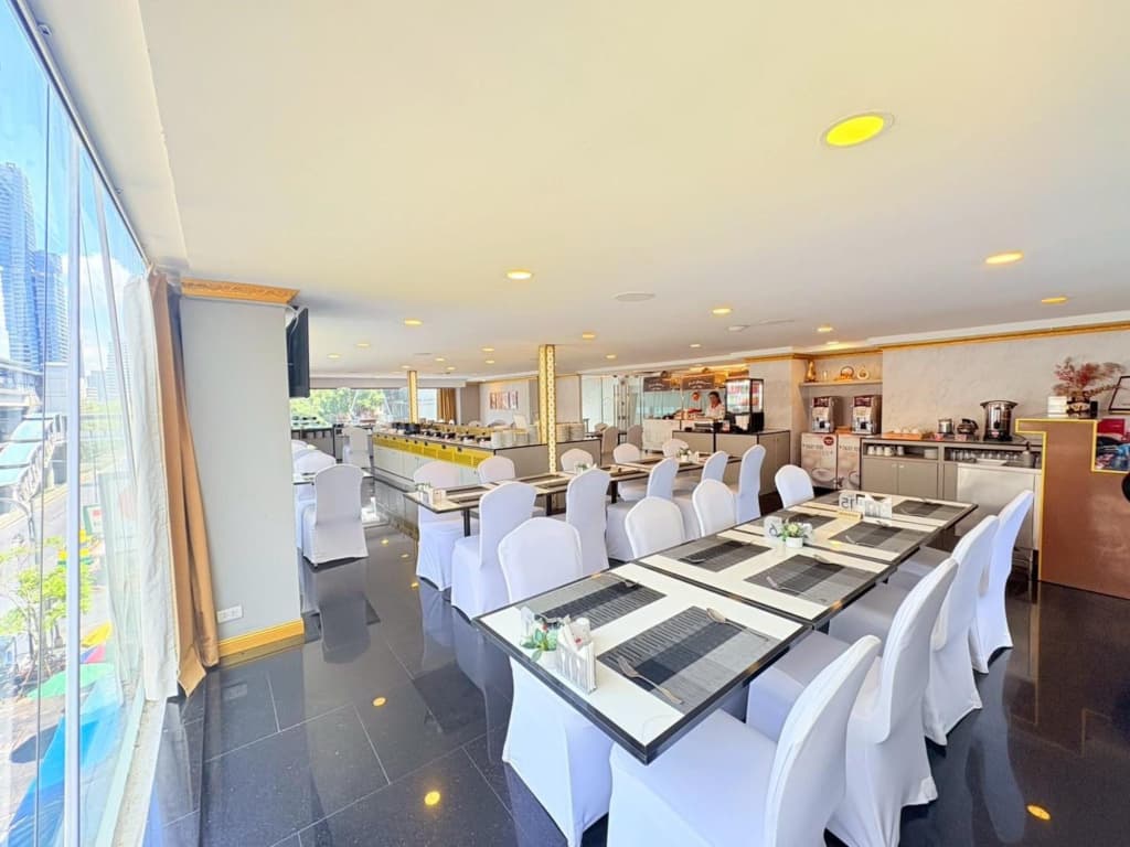 I Residence Hotel Silom - photo 27