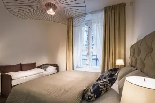 Luxury Modern Designed Oldtown Apartment - photo 3