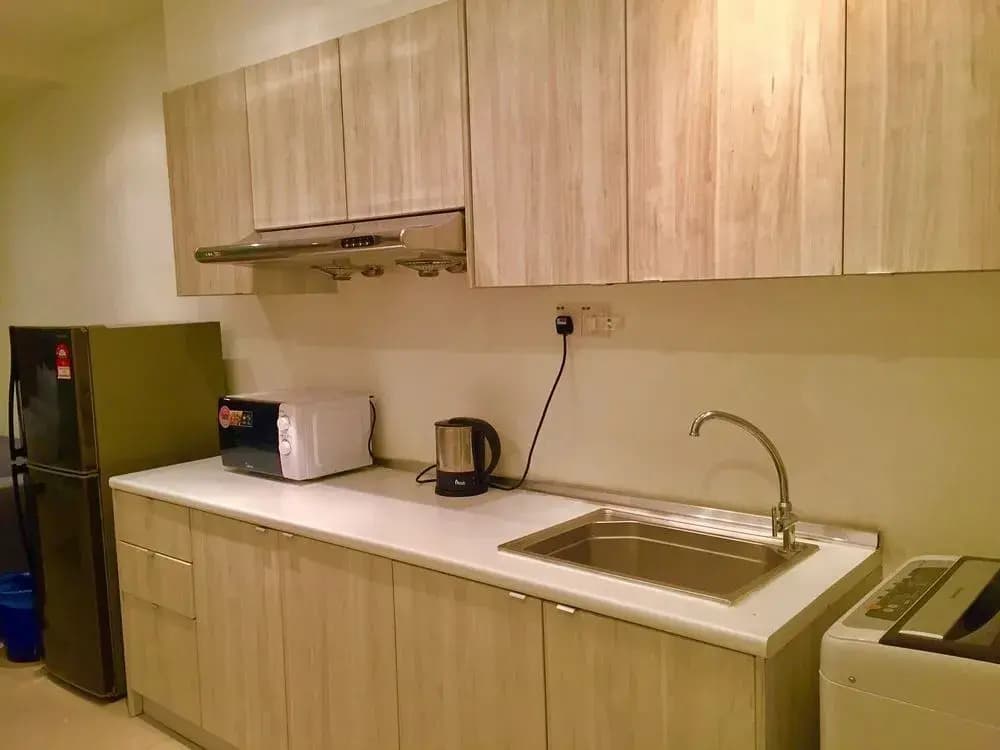 Makam Service Suites Taragon - photo 22