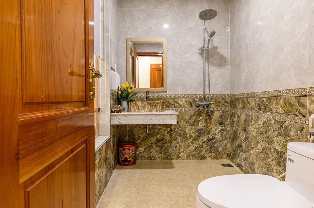 Van Tung Hotel - photo 9