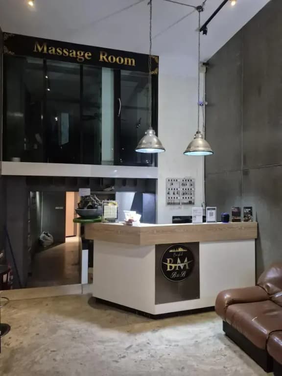 BM Loft On Nut & Massage - photo 1