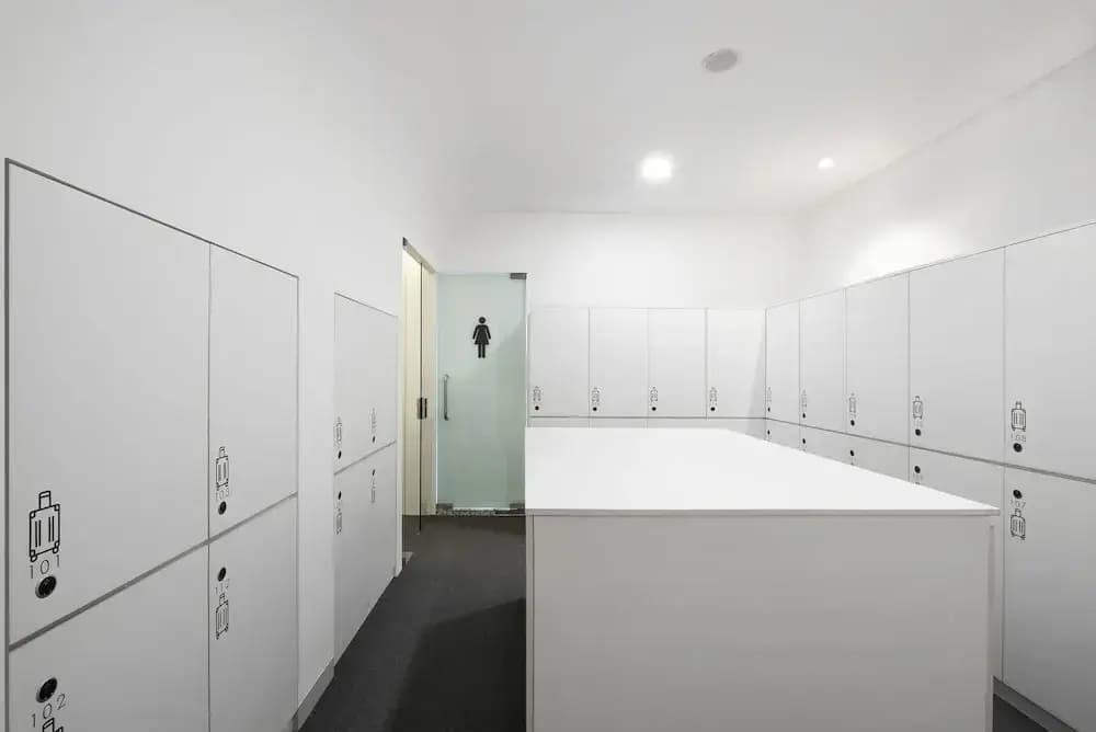 KINI Luxury Capsule - Hostel - photo 9