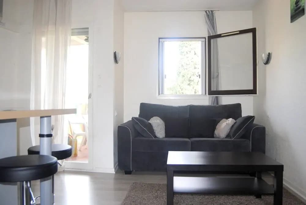Apartment With one Bedroom in Nice, With Shared Pool, Enclosed Garden and Wifi - photo 4