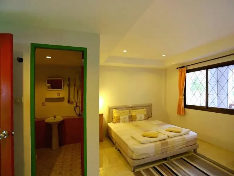 Amadeus Hotel - photo 3