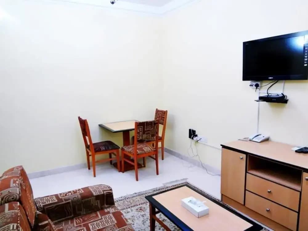 Manam Hotel Apartments - photo 6