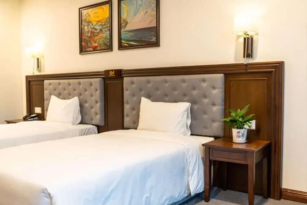 Peace Hotel Ha Long - photo 7