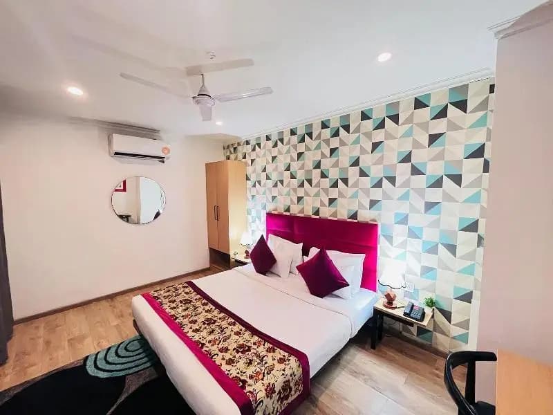 Qotel Chattarpur - photo 1