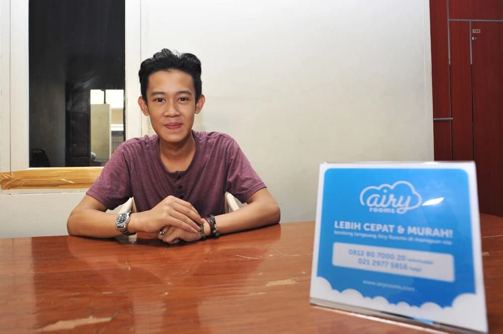 Airy Tebet Utara Jakarta - photo 13