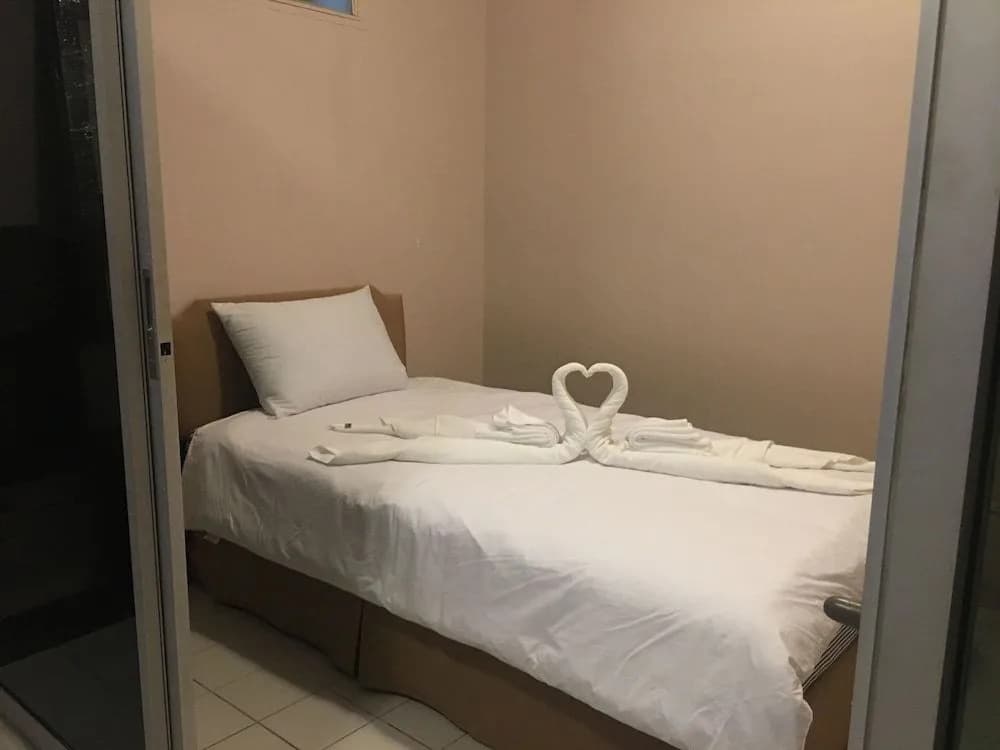 Bed At Beach Hostel - photo 5