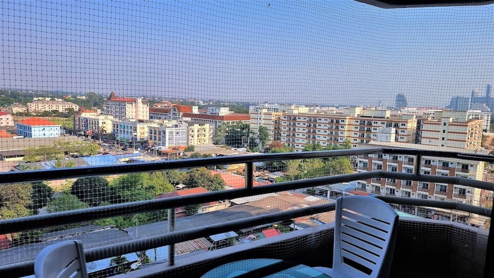 Spacious 2-bedroom Family Condo With Pool View 10th Floor, Angket Hip Residenc - photo 15