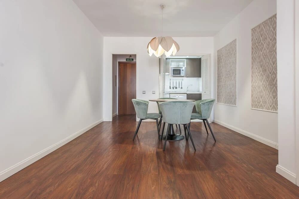 Alterhome Apartamento Plaza de Castilla III - photo 4