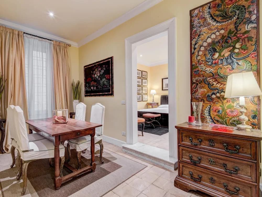 RSH Augustus Luxury Apartment - photo 5