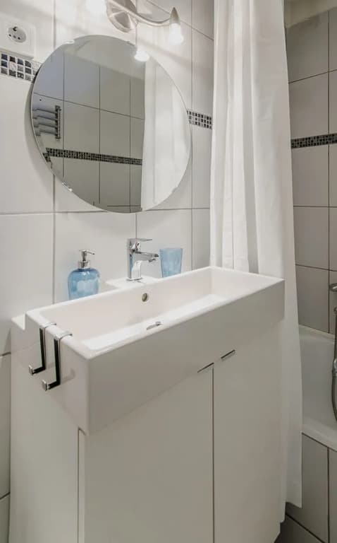 Curry Apartments - photo 8