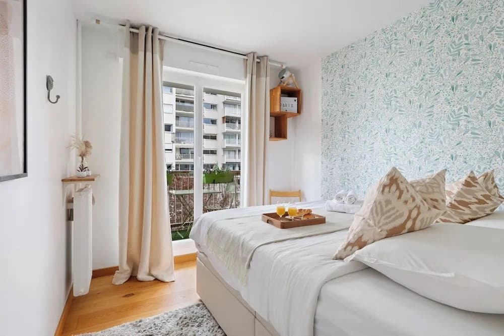 Cozy 2BR Eiffel Tower Area - photo 4