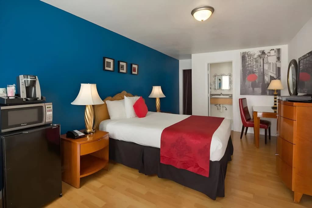 Alpine Inn And Suites - photo 5