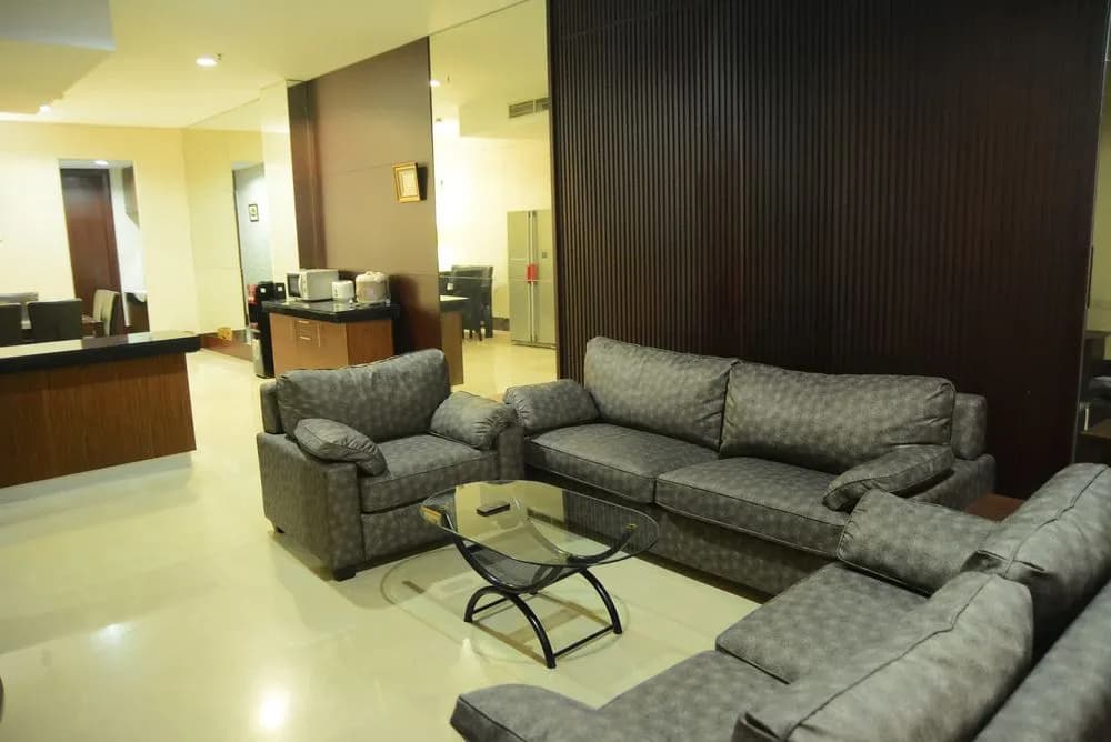 2 Bedrooms Pearl Garden by Travelio - photo 4