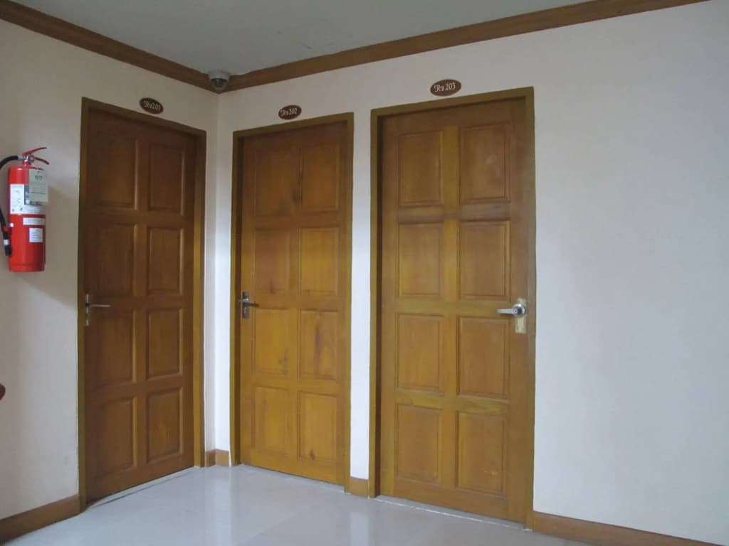 Rouge Service Apartments - photo 2