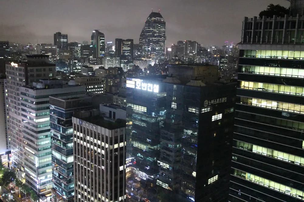 Jia's Spacious Sky Loft - photo 16
