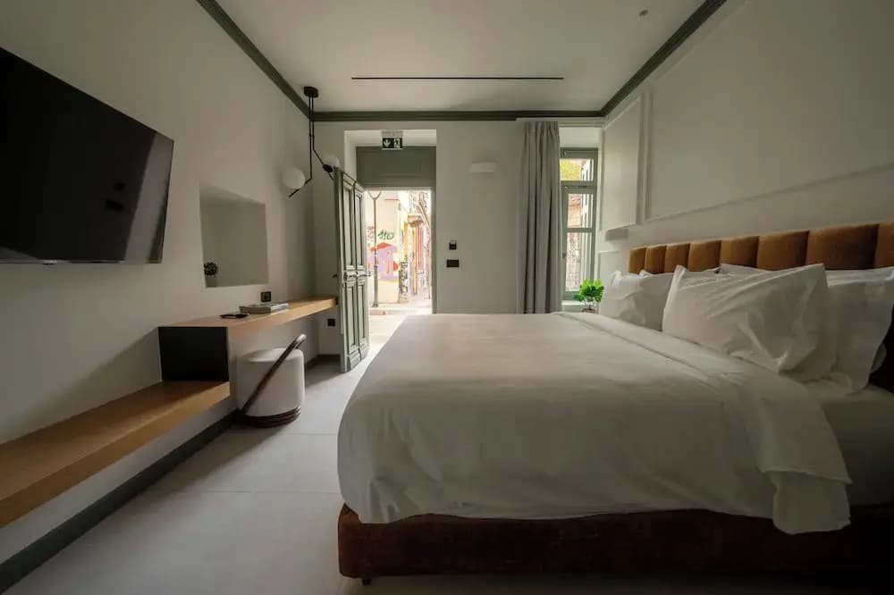 Whisper Athens Suites. - photo 21